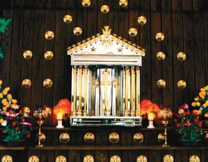 Sacristy (സക്രാരി)